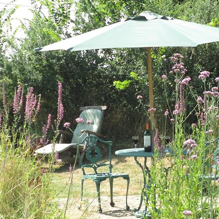 Вилла Chez Tartaud Lathus St Remy Экстерьер фото